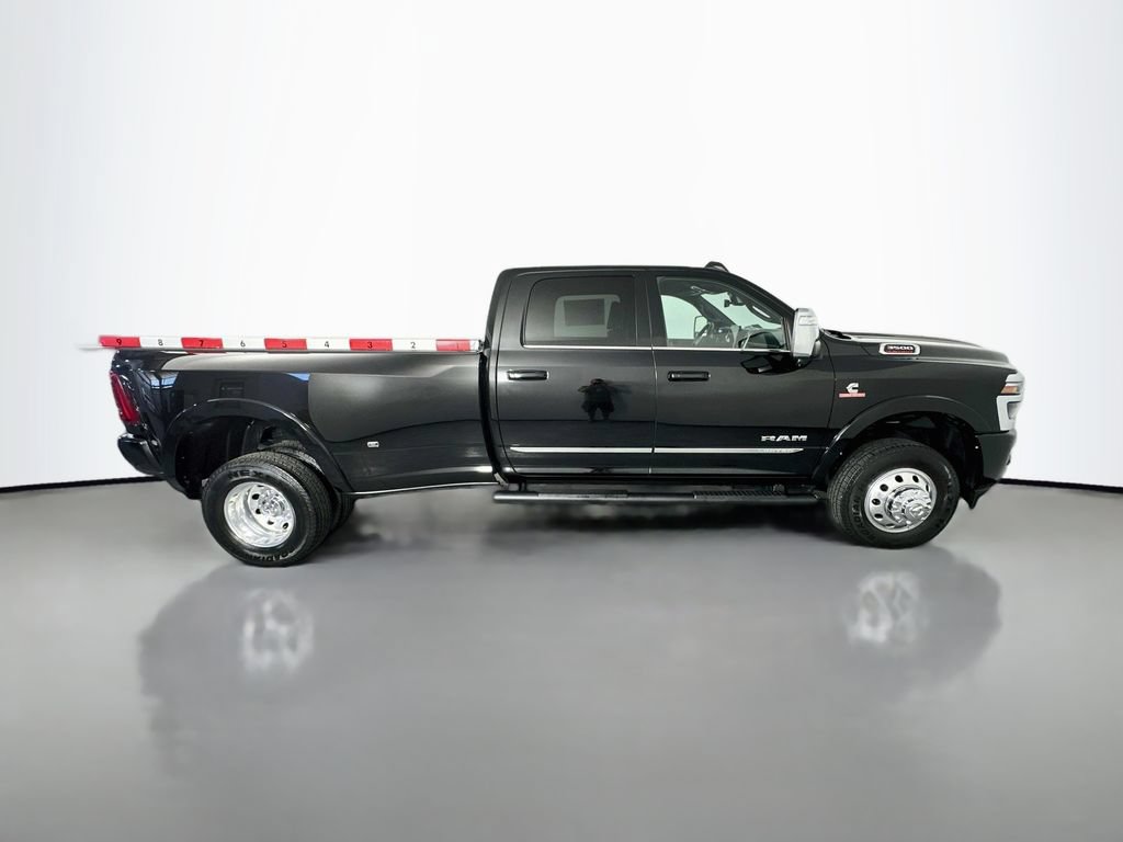 Used 2026 RAM 3500 Limited w/ Towing Technology Group AWD/4WD image 8