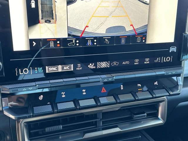 Used 2024 GMC Hummer EV 3X w/ Omega Edition AWD/4WD image 12