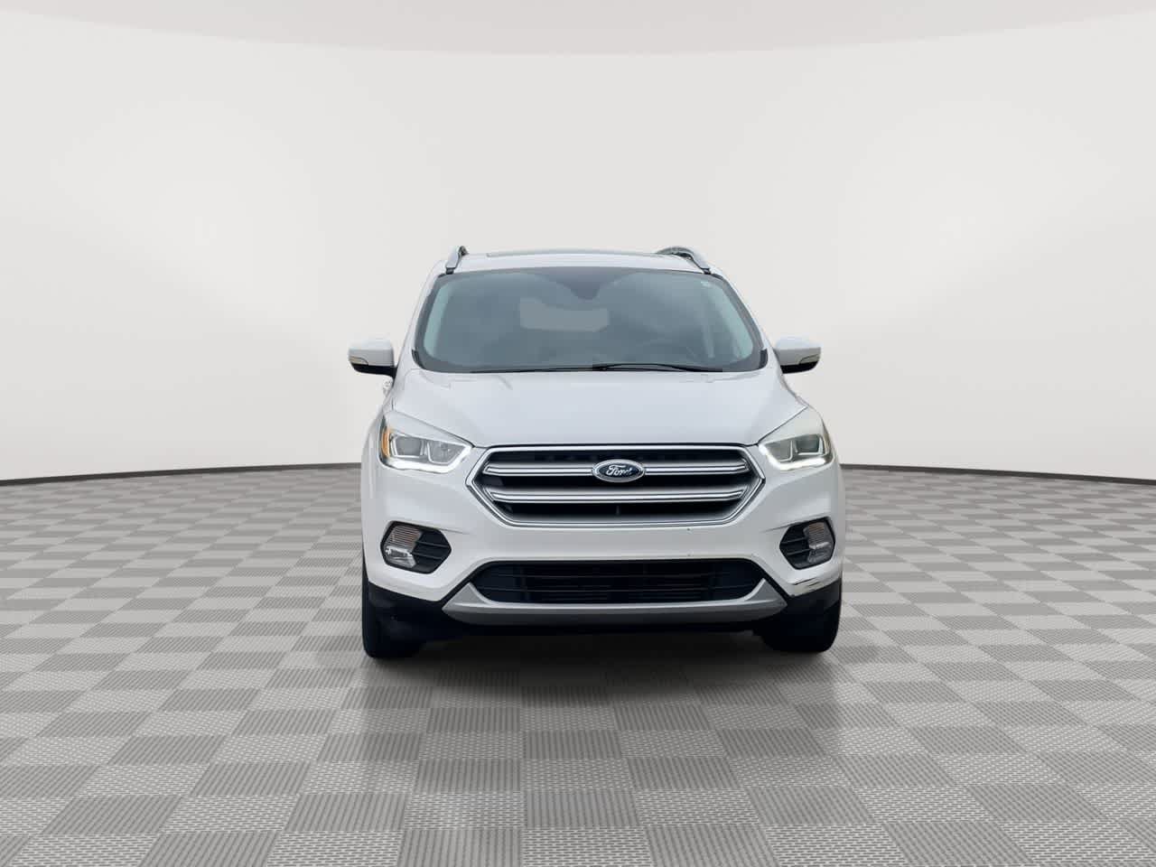 Used 2017 Ford Escape Titanium AWD/4WD image 3