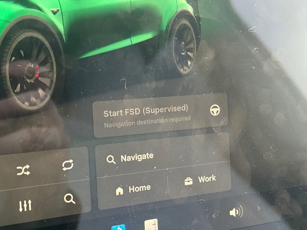 Used 2024 Tesla Model Y Performance image 17