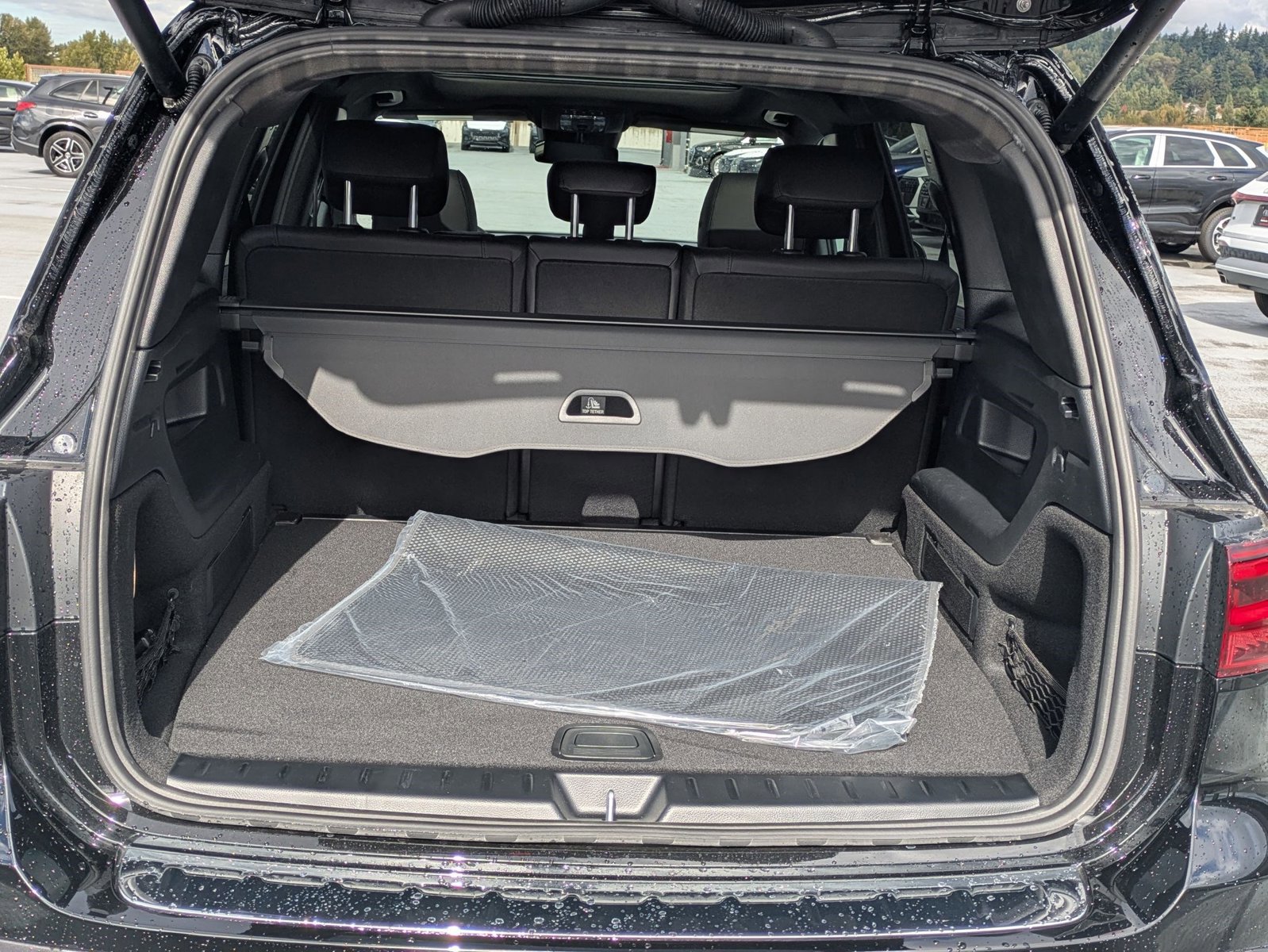 Certified 2026 Mercedes-Benz GLB 250 4MATIC image 6