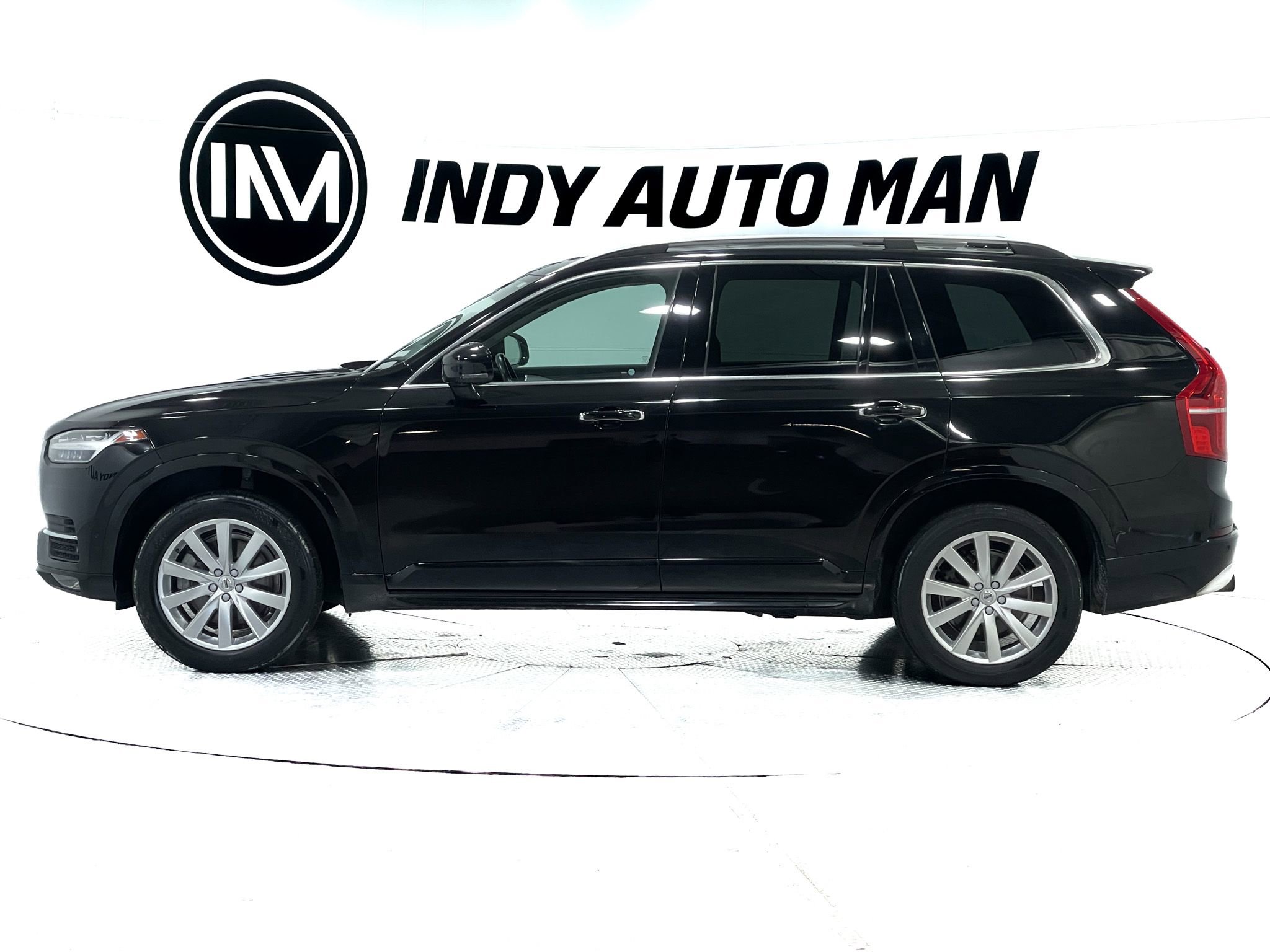 Used 2018 Volvo XC90 T5 Momentum w/ Convenience Package FWD image 7