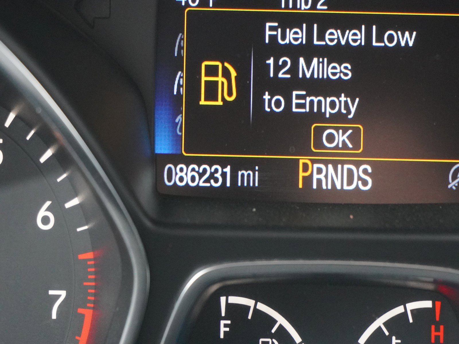 Used 2018 Ford Escape Titanium w/ Ford Safe & Smart Package image 24