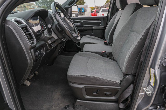 Used 2024 RAM 2500 Big Horn AWD/4WD image 11