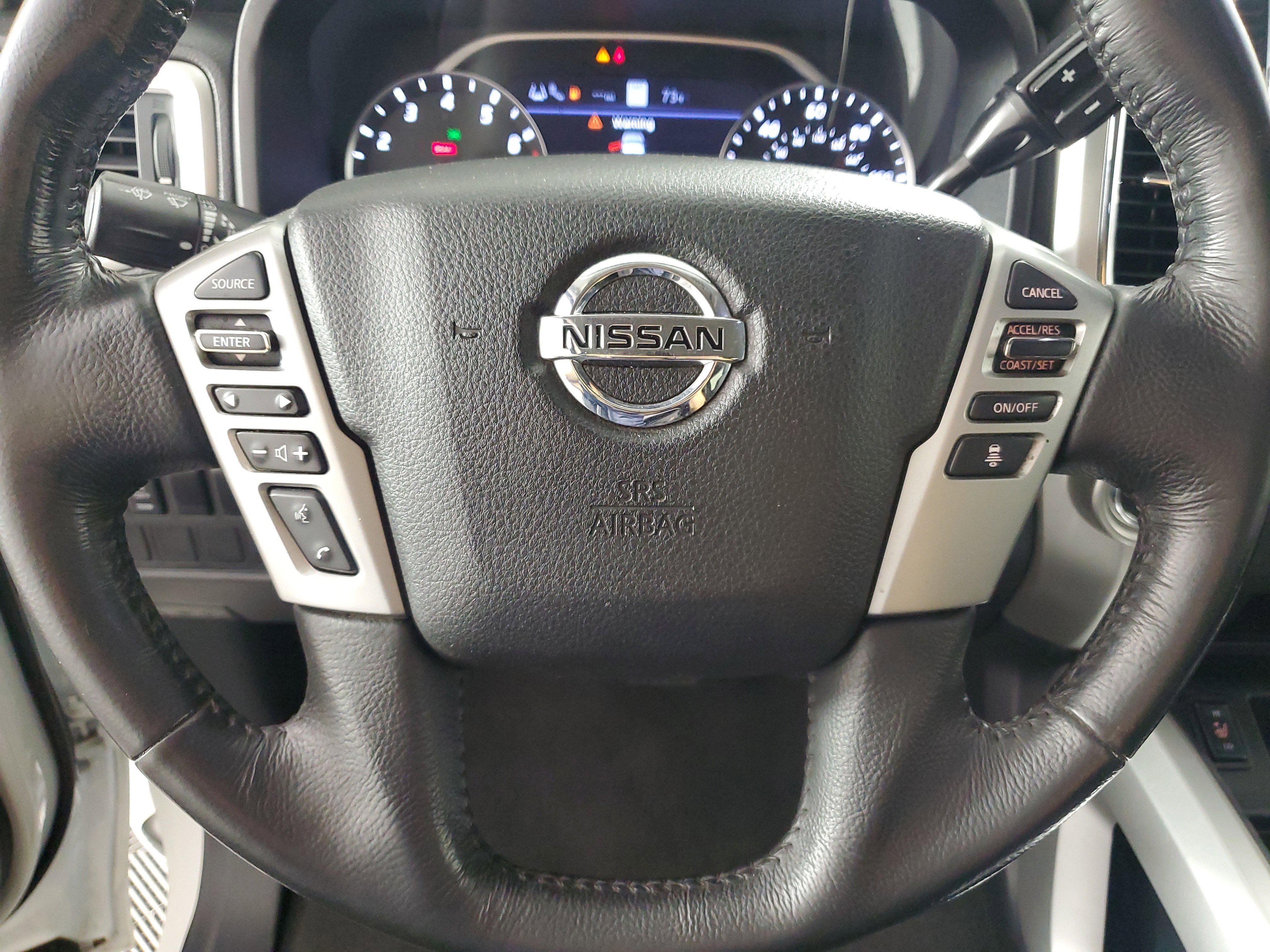 Used 2021 Nissan Titan SV w/ SV Convenience Package image 19