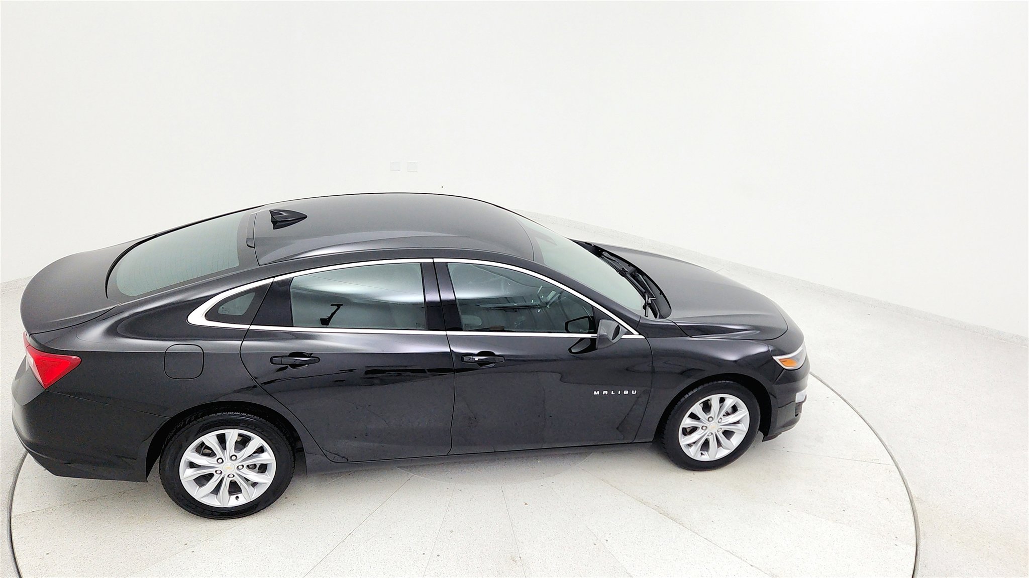 Used 2025 Chevrolet Malibu LT image 36