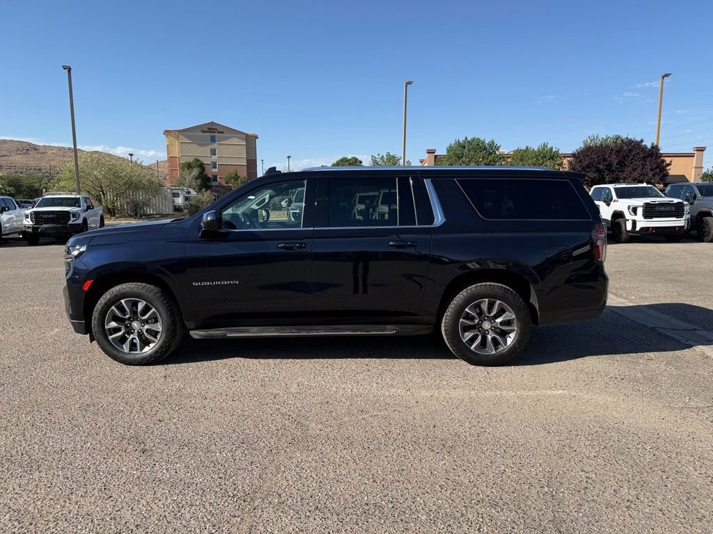 Used 2023 Chevrolet Suburban LS w/ Driver Alert Package AWD/4WD image 8