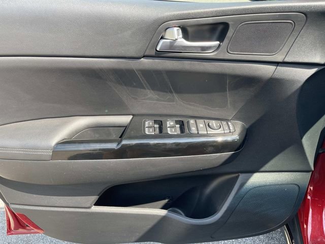 Used 2020 Kia Sportage S w/ S Premium Package image 26