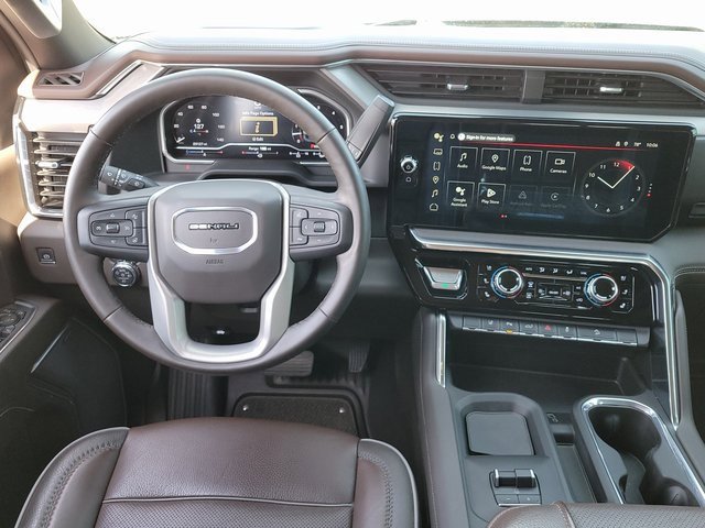 Used 2024 GMC Sierra 3500 Denali w/ Denali Reserve Package image 9