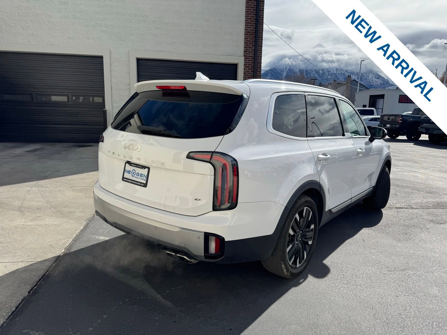 Used 2023 Kia Telluride SX image 7