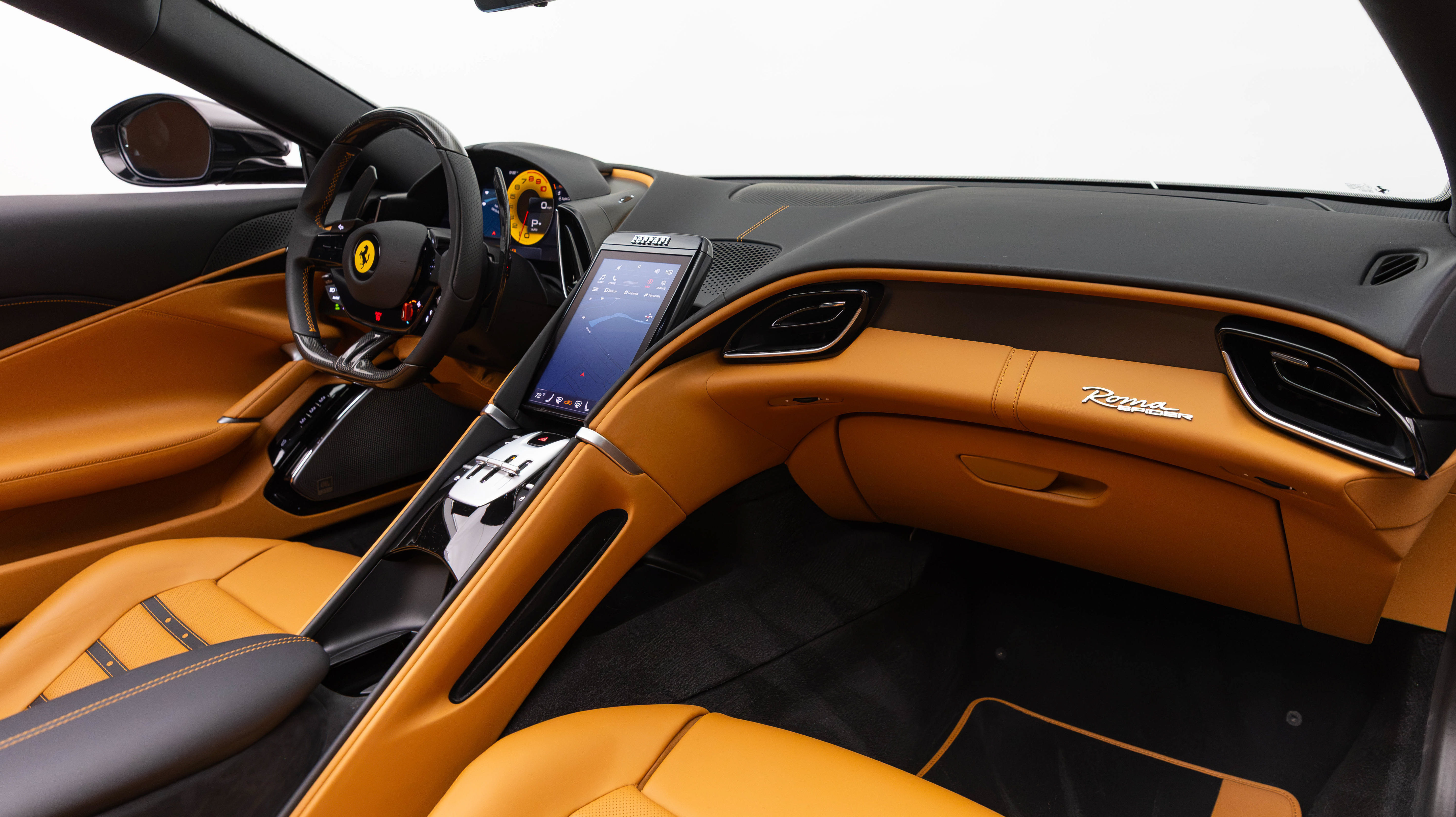 Certified 2025 Ferrari Roma Spider RWD image 36