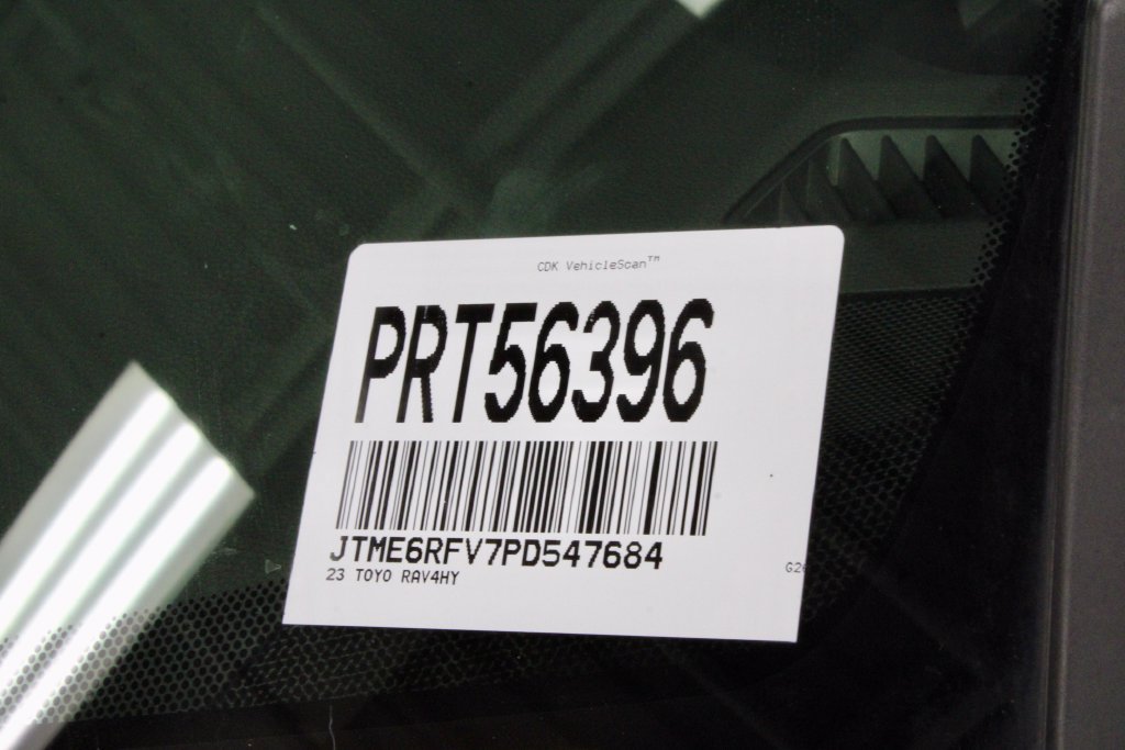 Used 2023 Toyota RAV4 XSE w/ XSE Grade Weather Package AWD/4WD image 32