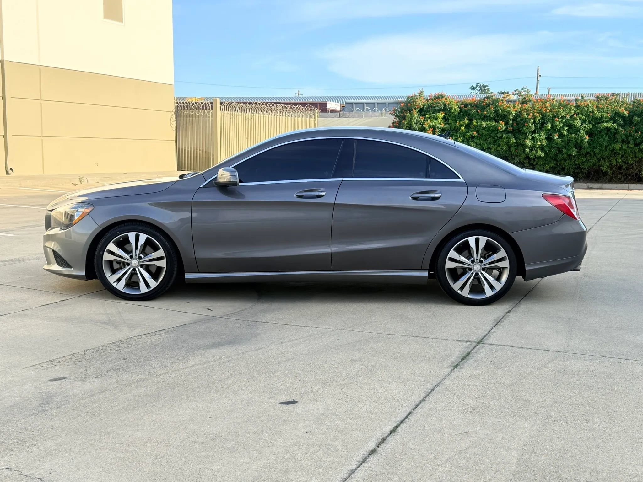 Used 2016 Mercedes-Benz CLA 250 image 8