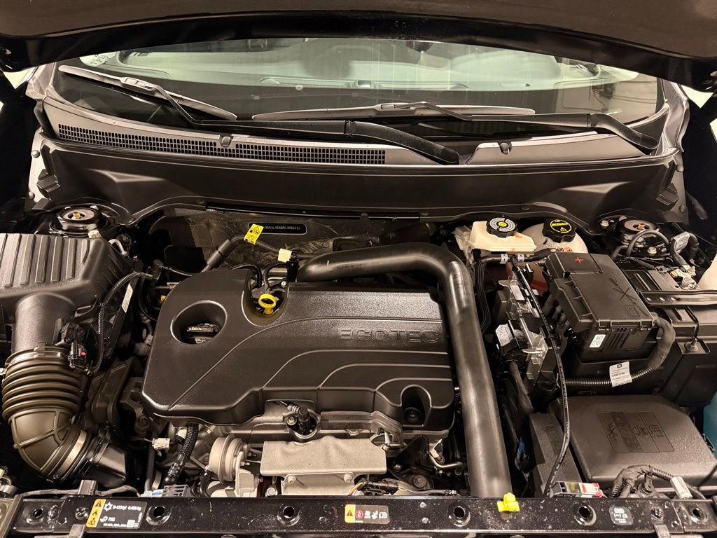 Used 2024 GMC Terrain SLT image 11