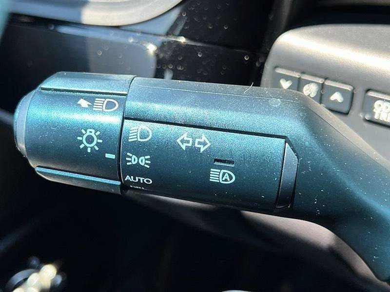 Used 2024 Lexus ES 350 w/ Premium Package FWD image 32