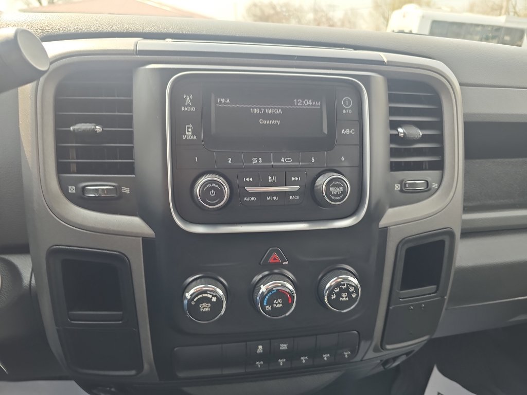 Used 2018 RAM 3500 Tradesman w/ Power & Remote Entry Group RWD image 25