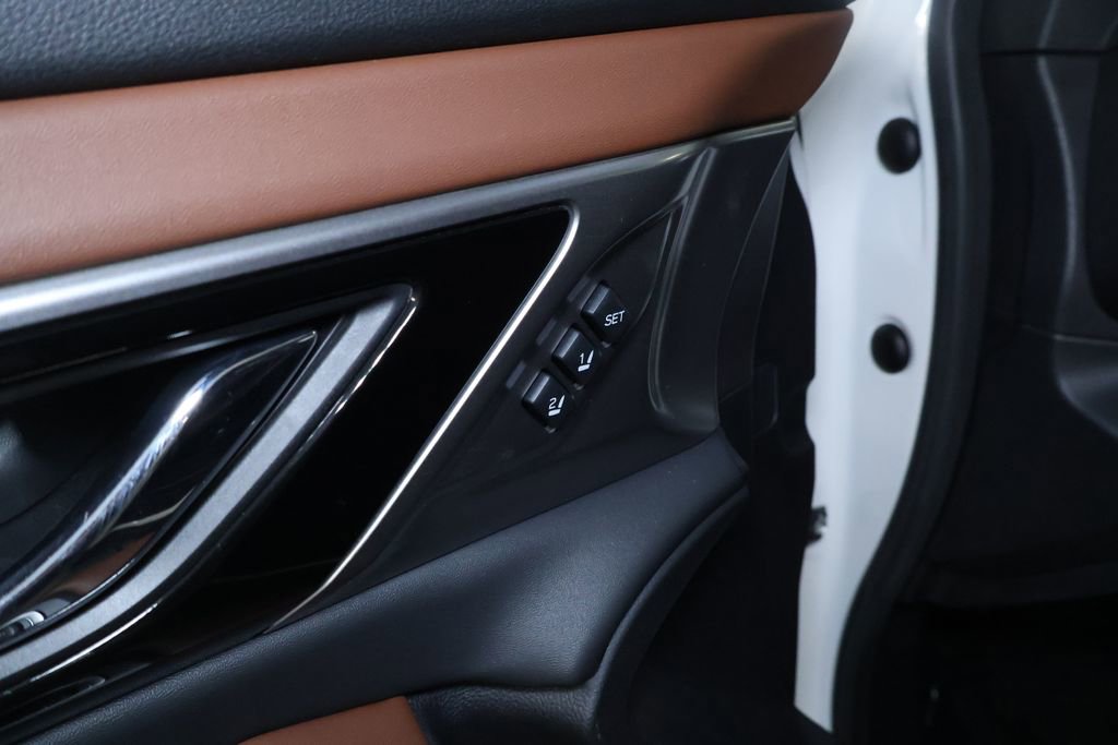 Used 2020 Subaru Outback Touring XT image 15