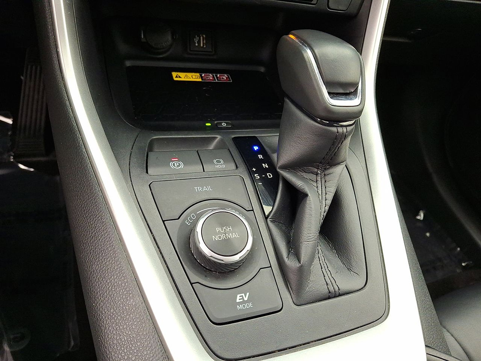 Certified 2023 Toyota RAV4 XLE Premium image 12