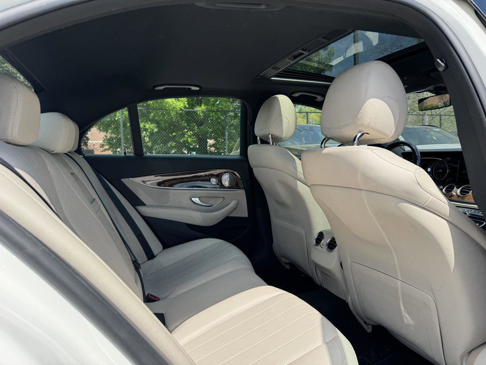 Used 2017 Mercedes-Benz E 300 image 23