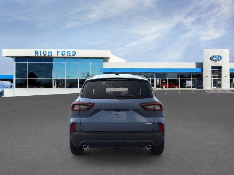 New 2026 Ford Escape ST-Line w/ Tech Pack #1 AWD/4WD image 9