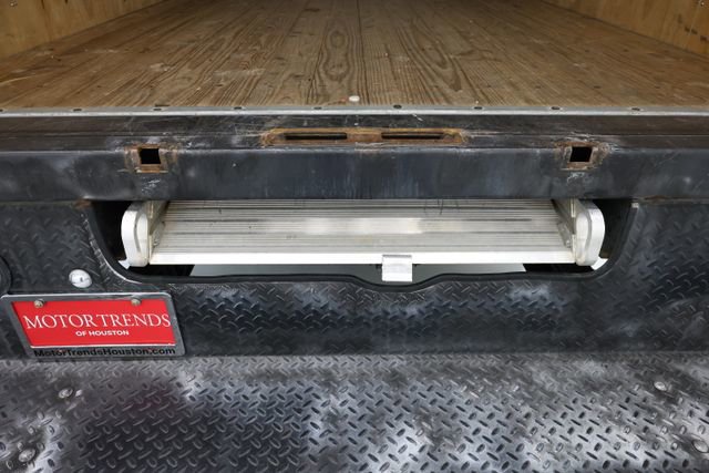 Used 2022 Chevrolet Express 3500 w/ Driver Convenience Package image 32