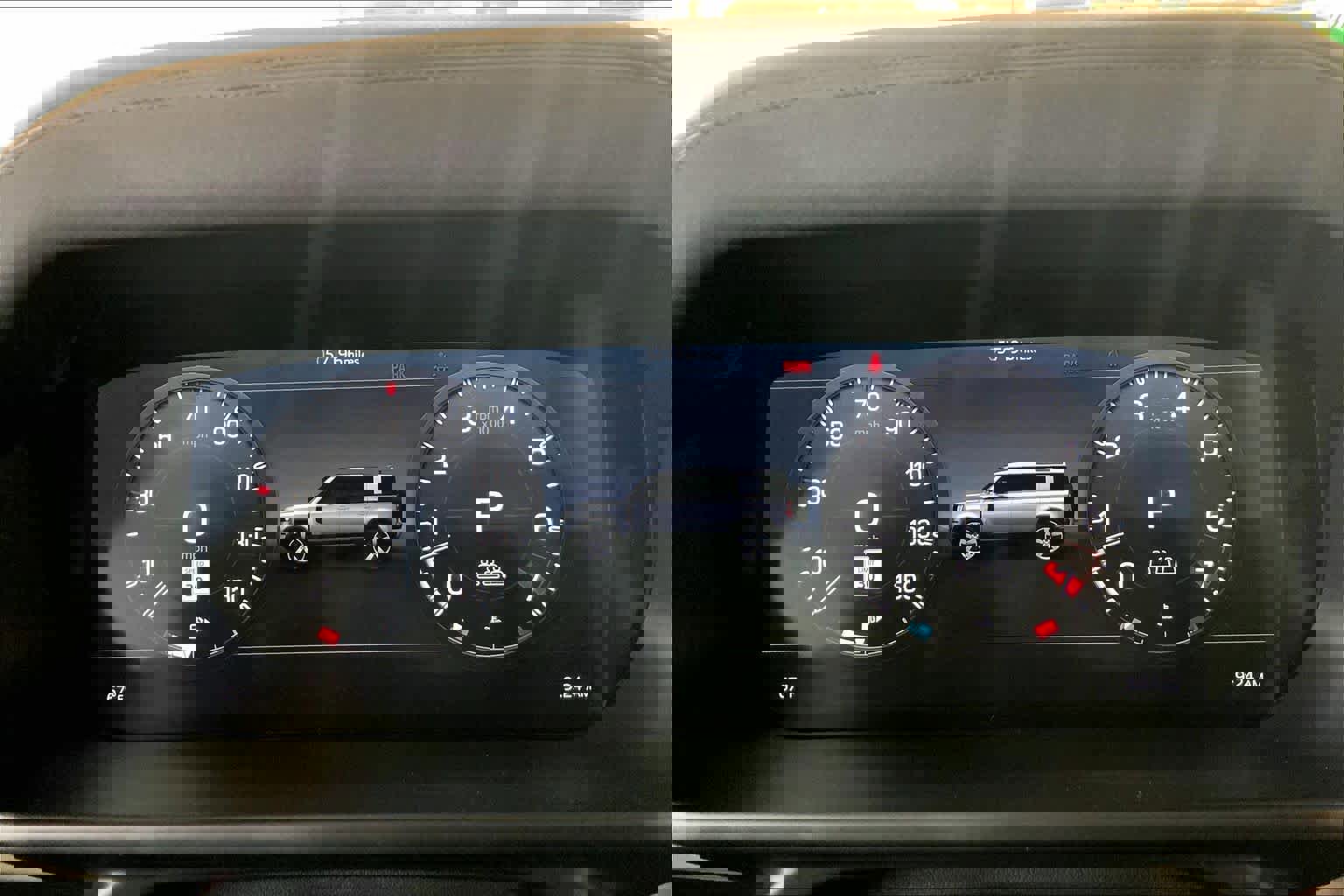 Used 2021 Land Rover Defender 110 image 25