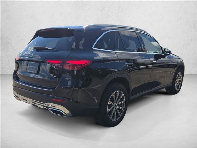 Certified 2025 Mercedes-Benz GLC 300 image 4
