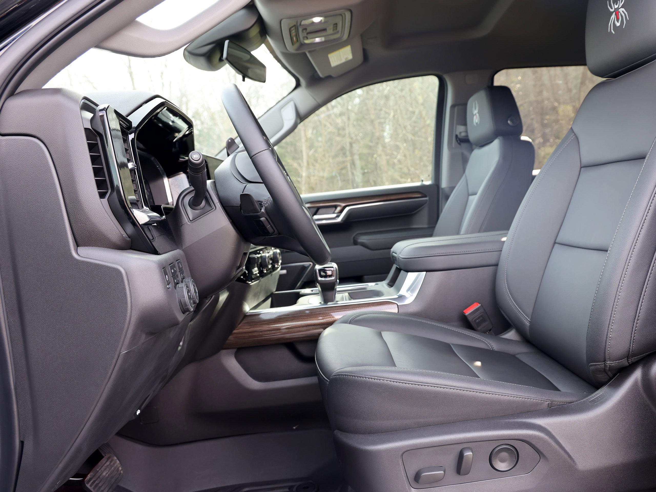 New 2025 Chevrolet Silverado 1500 LT Trail Boss w/ Convenience Package II image 30