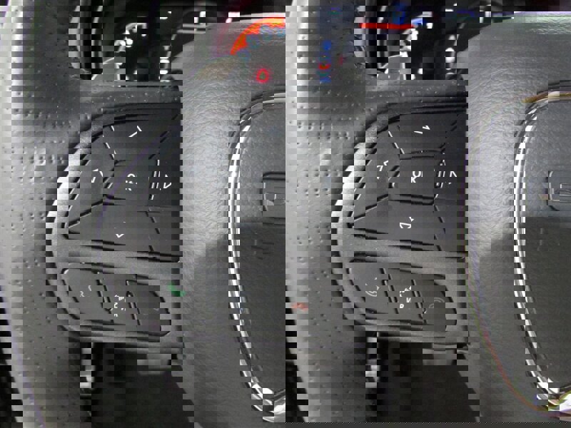 Used 2023 Dodge Durango GT image 23