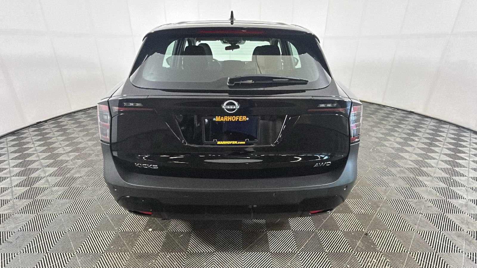 Used 2025 Nissan Kicks S AWD/4WD image 4