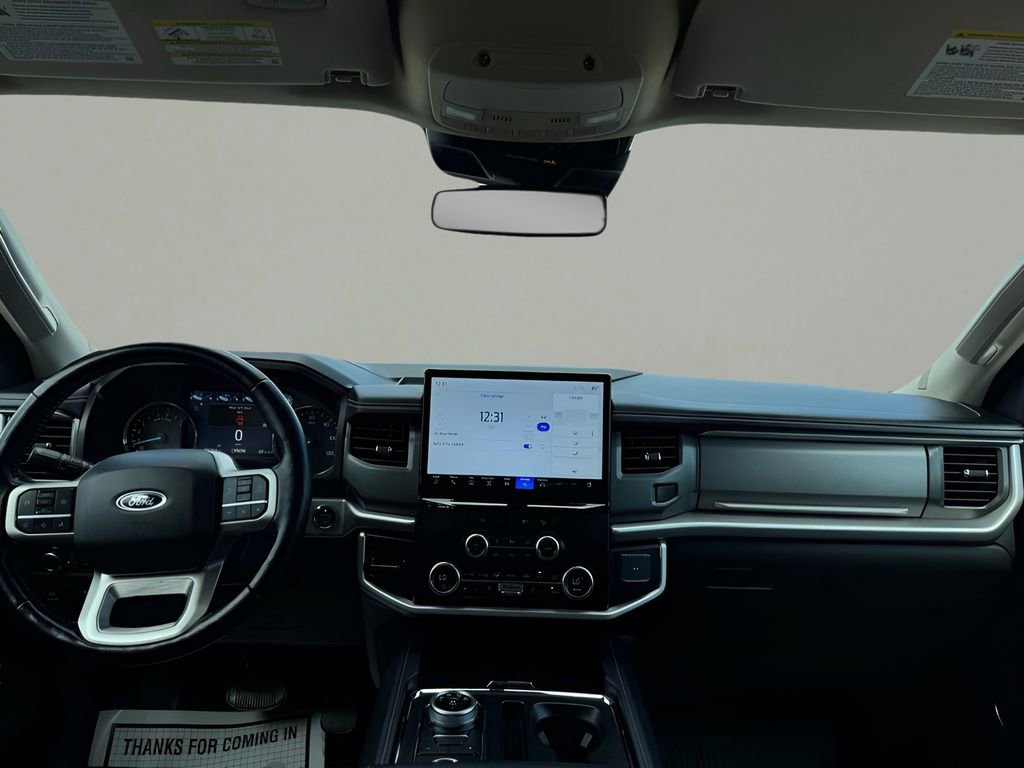 Used 2024 Ford Expedition XLT image 18