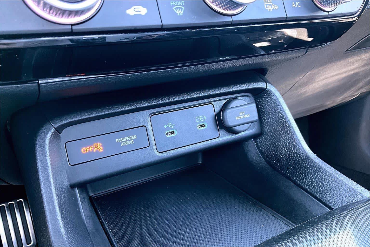 Used 2025 Honda Civic Sport image 35