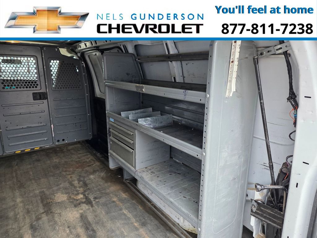 Used 2017 Chevrolet Express 3500 RWD image 14
