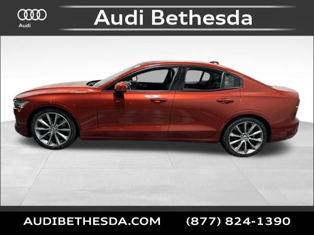 Used 2019 Volvo S60 T5 Momentum w/ Premium Package FWD image 4