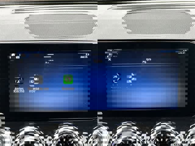 Used 2024 Mercedes-Benz GLB 250 4MATIC image 12