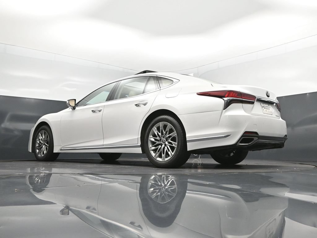 Used 2018 Lexus LS 500 w/ Interior Upgrade Package RWD image 40