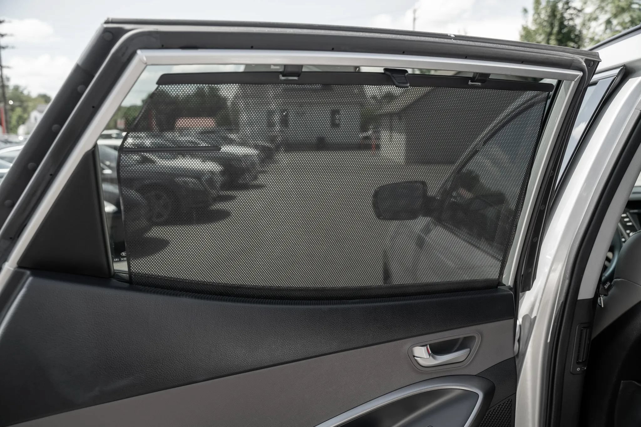 Used 2014 Hyundai Santa Fe Sport w/ Premium Equipment Package 03 FWD image 9
