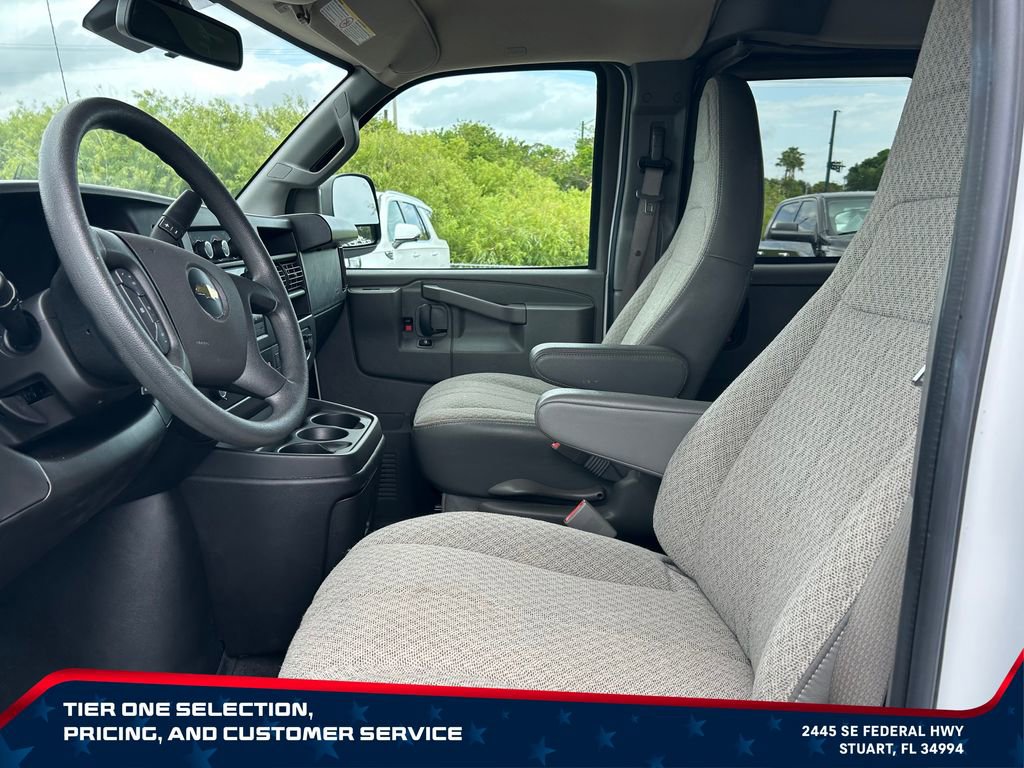 Used 2024 Chevrolet Express 3500 LT w/ LT Preferred Equipment Group RWD image 11