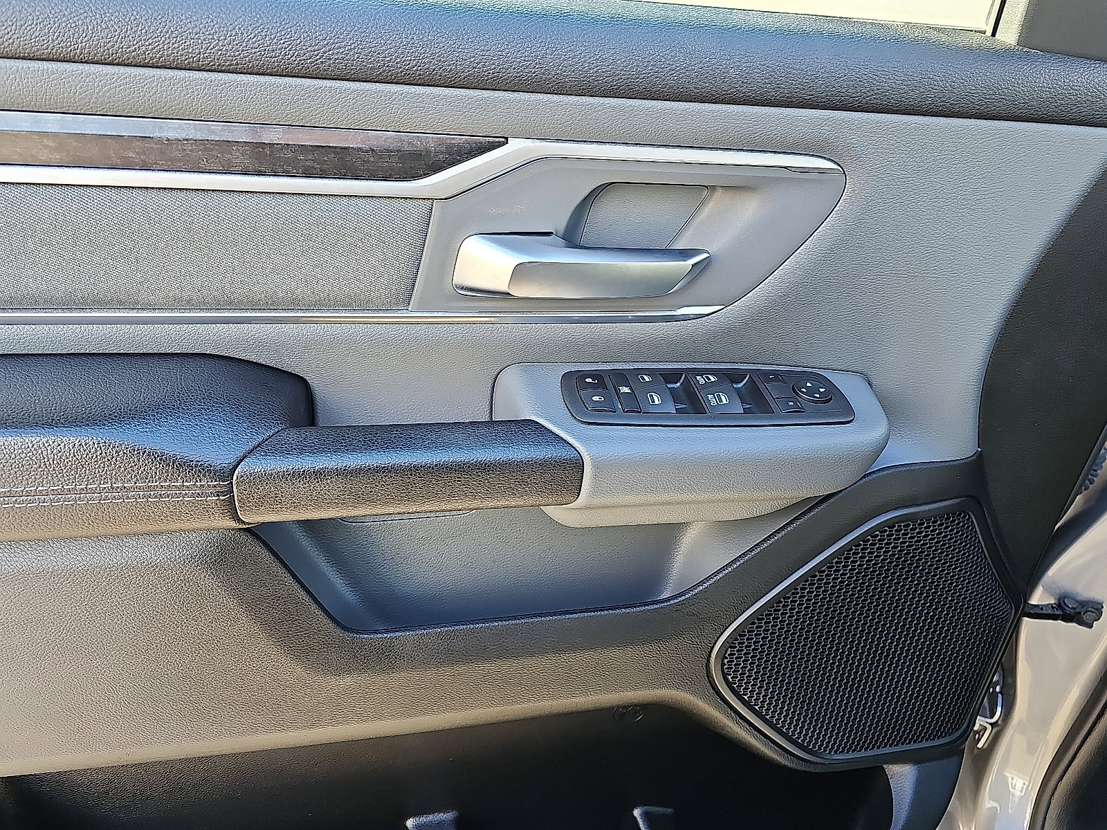 Used 2022 RAM 1500 Big Horn image 12