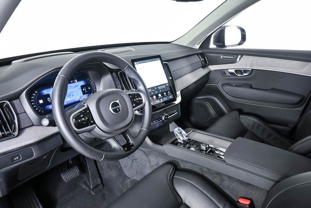 Certified 2026 Volvo XC90 B6 Ultra AWD/4WD image 6