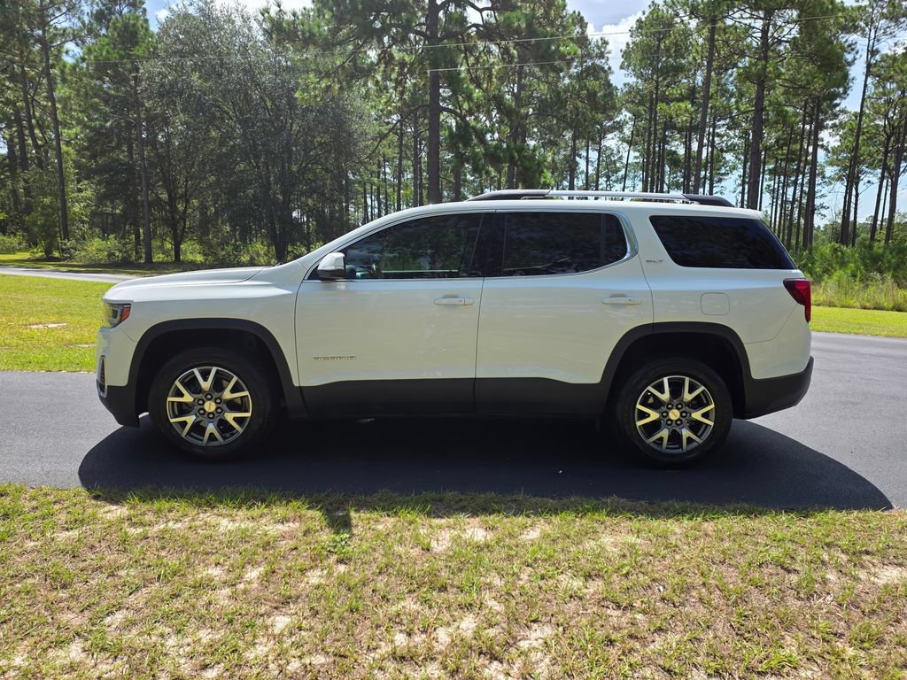 Used 2020 GMC Acadia SLT w/ Trailering Package FWD image 2
