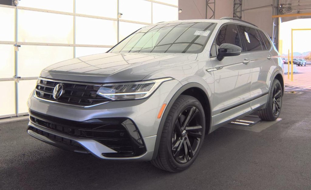 Used 2023 Volkswagen Tiguan SE R-Line