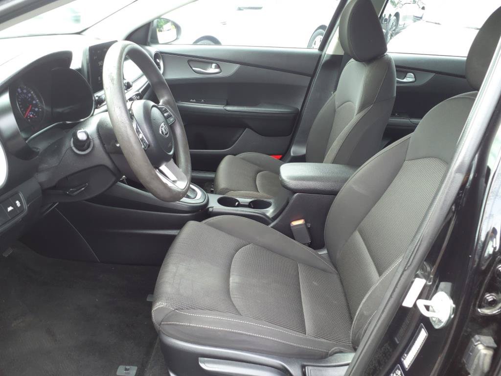 Used 2019 Kia Forte LXS FWD image 11