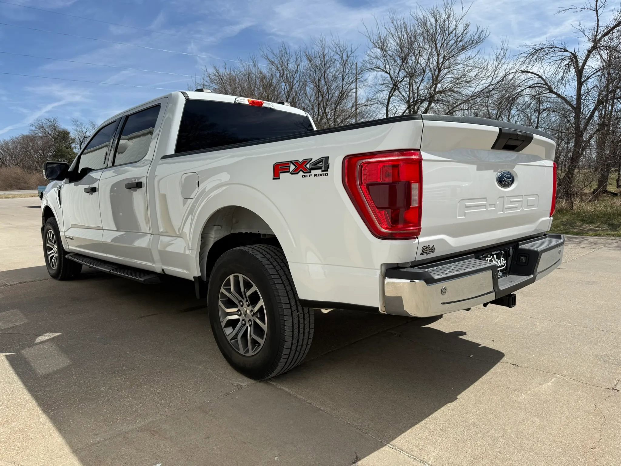 Used 2021 Ford F150 XLT w/ Equipment Group 301A Mid AWD/4WD image 5