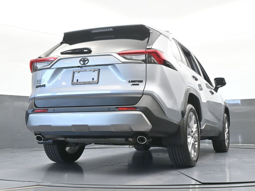 Used 2025 Toyota RAV4 Limited image 68