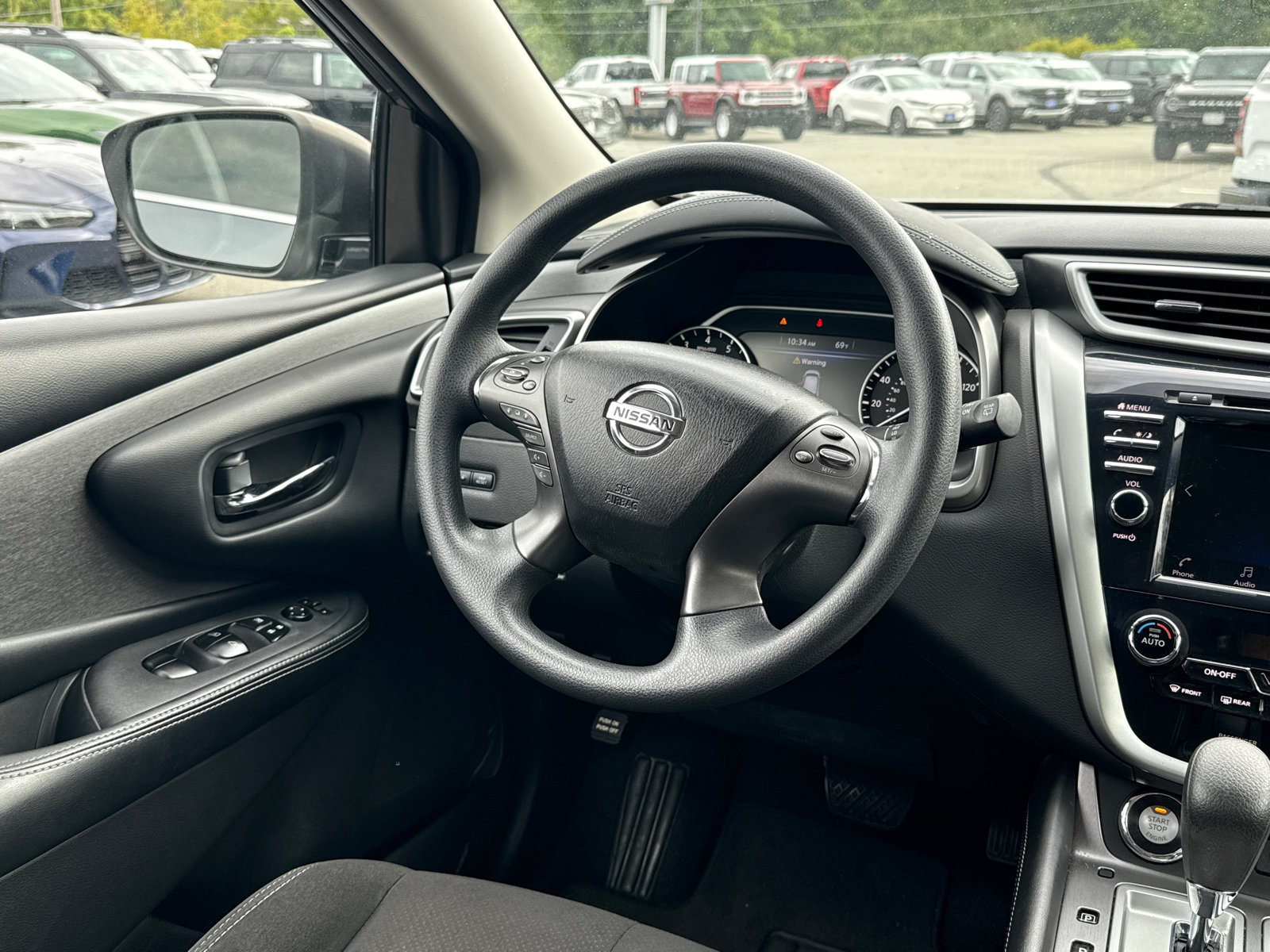 Used 2019 Nissan Murano S AWD/4WD image 22