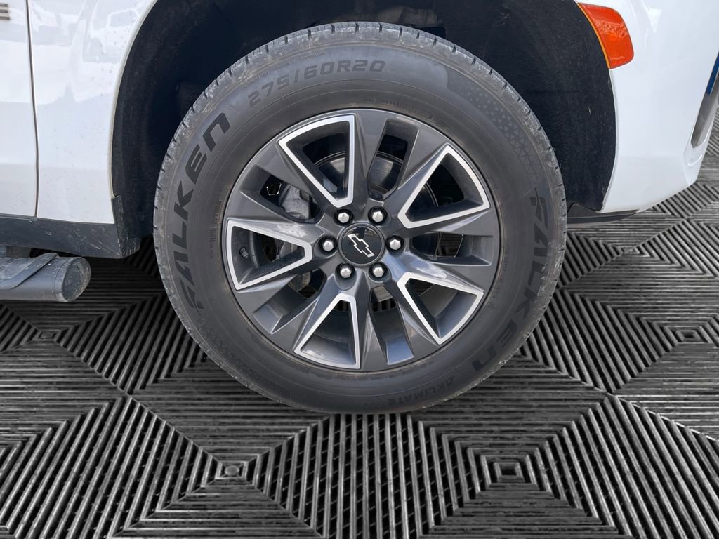 Used 2022 Chevrolet Tahoe Z71 image 16