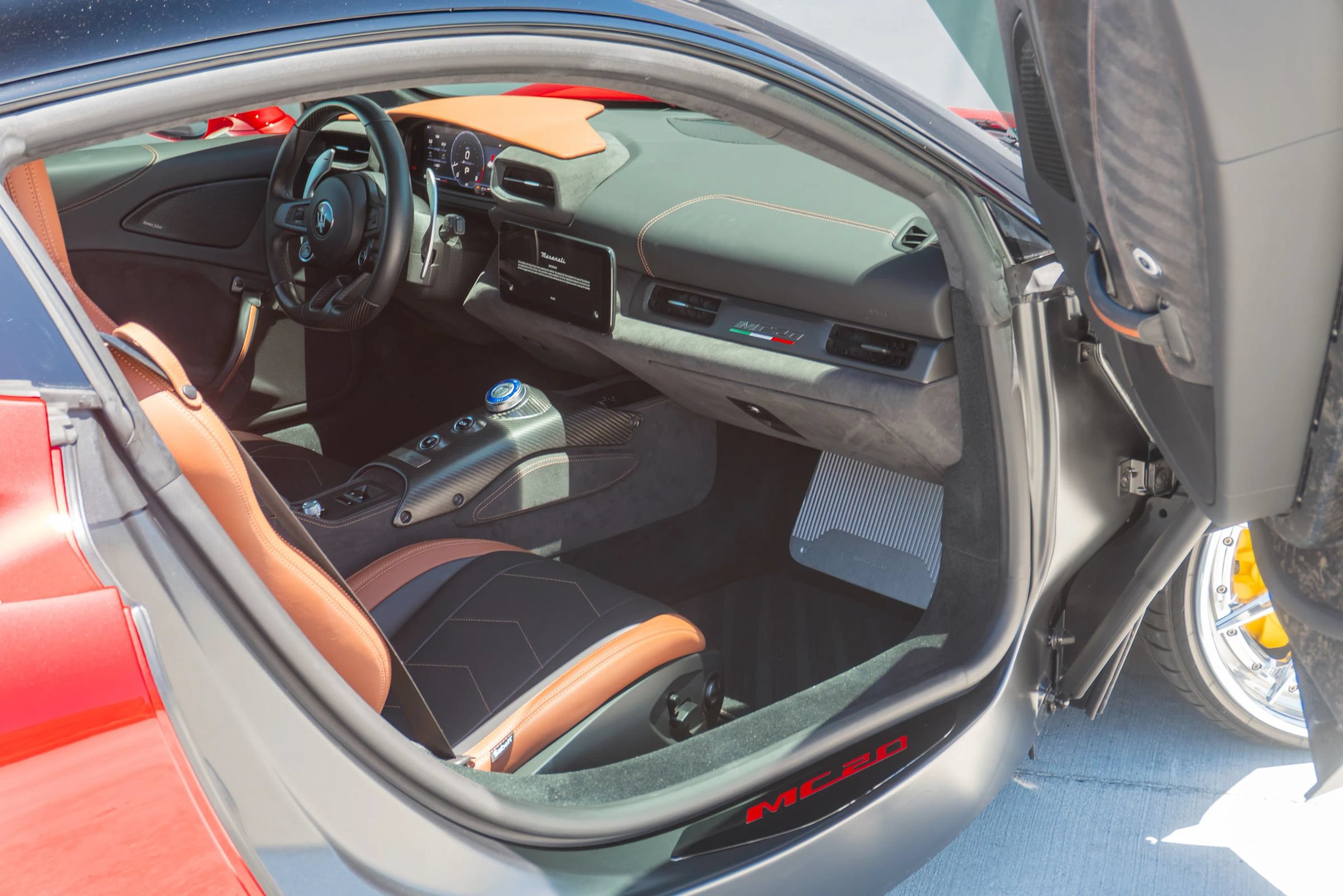 Used 2022 Maserati MC20 Coupe RWD image 56