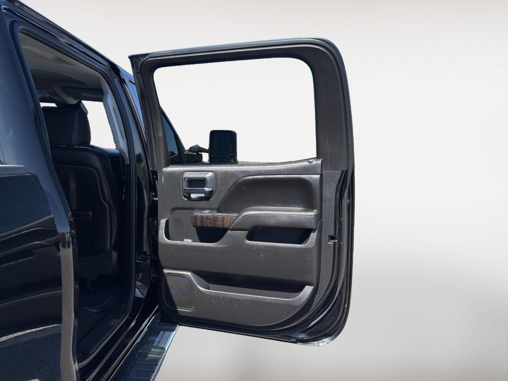 Used 2015 GMC Sierra 3500 Denali w/ Duramax Plus Package AWD/4WD image 15