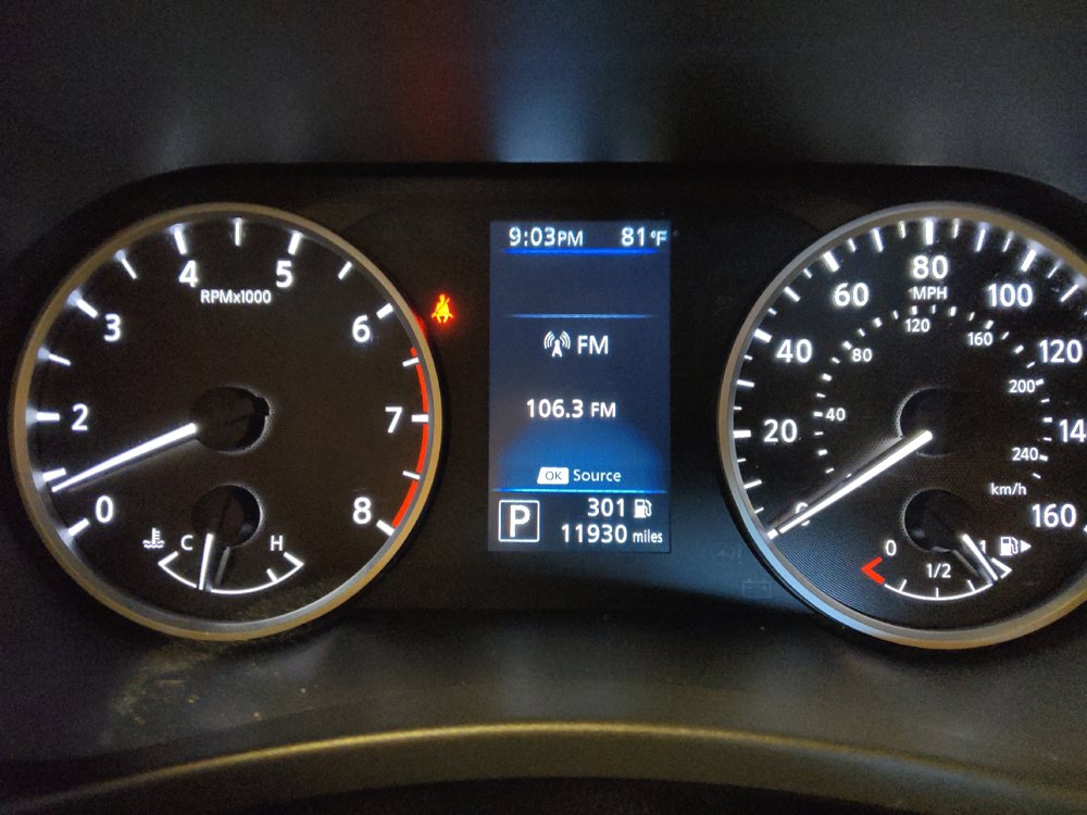 Used 2025 Nissan Sentra S FWD image 23